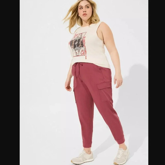 Torrid Relaxed Fit Jogger Stretch Challis Mid-Rise Cargo Pocket Pant - Picture 1 of 10